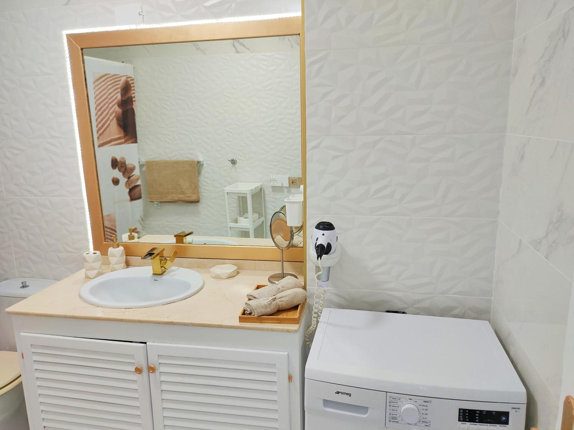 Lovely Apartment Top Views, Heated Pool, Great Location San Miguel de Abona Luaran gambar